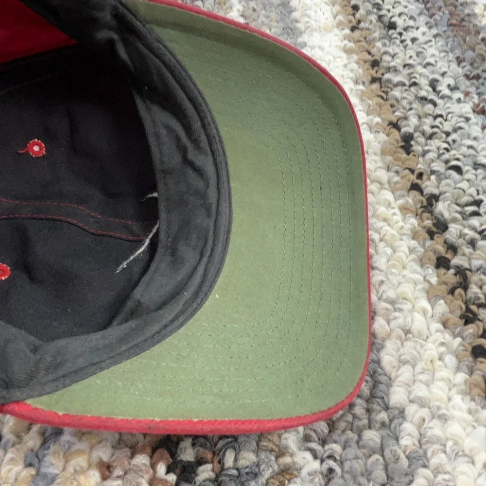 Vintage Y2K Nike Hat Cap Snapback Red Black‎ Center Swoosh Grunge Faded 2000s